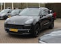 Porsche Macan 2.0 / Trekhaak / Panoramadak / Camera / Leder / Bose / 21'' / Luchtvering / Keyless / Navigatie / DAB / Stoelverwarming / ACC