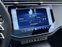 Mercedes-Benz E-klasse Estate 300 e Business Solution AMG | Night Pakket | Trekhaak | Panoramadak | 360° Camera | Augmented Reality voor Navigatie | DISTRONIC Afstandsassistent | Dodehoekassistent | Verkeersbordassistent | DIGITAL LIGHT | Elektrisch Verstelbare Stoelen + Memory | Stoelverwarming | Sfeerverlichting | Apple CarPlay | Android Auto | Elektrisch Inklapbare Buitenspiegels | Parkeersensoren