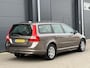 Volvo V70 2.0 SUMMUM NAVI LEDER TREKHAAK