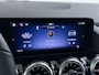 Mercedes-Benz EQA 250+ Business Solution Luxury | Trekhaak | Panoramadak | Dodehoekassistent | Apple CarPlay | Android Auto | Stoelverwarming | Sfeerverlichting | Donkergetint Glas Achter | Elektrische Achterklep | Elektrisch Inklapbare Buitenspiegels | Achteruitrijcamera | Parkeersensoren