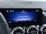 Mercedes-Benz EQA 250+ Business Solution Luxury | Trekhaak | Panoramadak | Dodehoekassistent | Apple CarPlay | Android Auto | Stoelverwarming | Sfeerverlichting | Donkergetint Glas Achter | Elektrische Achterklep | Elektrisch Inklapbare Buitenspiegels | Achteruitrijcamera | Parkeersensoren