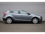 Volvo V40 Cross Country 1.5 T3 152-PK Cross Country, Airco, Ecc, Cruise, Navi, Camera.