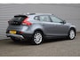 Volvo V40 Cross Country 1.5 T3 152-PK Cross Country, Airco, Ecc, Cruise, Navi, Camera.