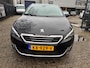 Peugeot 308 SW 1.2 PureTech Limited Edition, panorama, xenon-led, navi, cruise, trekhaak, keyless go/entree, nwe distributie