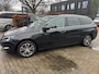 Peugeot 308 SW 1.2 PureTech Limited Edition, panorama, xenon-led, navi, cruise, trekhaak, keyless go/entree, nwe distributie