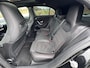 Mercedes-Benz A-klasse 180 Business Solution AMG|pano|sfeerverlicht|keyless|
