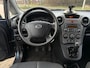 Kia Carens 2.0 CVVT X-tra*AIRCO*NEW APK*NAP*ELKT-RAAM*
