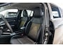 Jeep Avenger 1st Edition 54 kWh | Navigatie | Camera | Parkeersensoren | 18 Inch Velgen | Apple Carplay & Android Auto | Stoelverwarming | Verwarmd Voorraam |