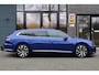 Volkswagen Arteon Shooting Brake 1.4 TSI eHybrid R-Line Pano/IQ.Light/360/Navi Pro/Head-up/Keyless/Elek. lederen R Sportstoelen/DCC/ACC/Virtual Cockpit/Trekhaak wegkl.
