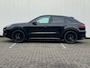 Porsche Cayenne Coupé 3.0 E-Hybrid met Sport Design, Soft-Close, 22inch, Luchtvering, Bose, LED