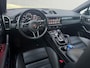 Porsche Cayenne Coupé 3.0 E-Hybrid met Sport Design, Soft-Close, 22inch, Luchtvering, Bose, LED