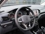 Volkswagen T-Cross 1.0 TSI Life Business | Climate Control | Parkeersensoren | 17 inch |