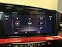 Opel Mokka-e Electric GS 3-FASEN 50kWh 136pk | NAPPA LEDER | TWO-TONE! | 180° CAMERA | NAVI PRO | ISOFIX | FULL LED | 11 kW BOORDLADER | STUURVERWARMING | APPLE CARPLAY / ANDROID AUTO |