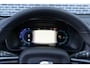 Volvo XC40 Recharge Twin Ultimate 78 kWh | Warmtepomp | Panoramadak | Lichtmetalen Velgen 20 inch | Trekhaak | Harman Kardon Audio | BLIS | 360 Graden Camera | Elektrisch Verstelbare Voorstoelen | Keyless Entry