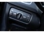 Volvo V40 Cross Country 1.6 T4 Momentum | Navigatie | Trekhaak | Lichtmetalen Velgen 17 inch | Parkeersensoren | LED Dagrijverlichting | High Performance Audio