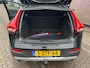 Volvo V40 Cross Country 1.6 T4 Momentum | Navigatie | Trekhaak | Lichtmetalen Velgen 17 inch | Parkeersensoren | LED Dagrijverlichting | High Performance Audio