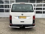 Volkswagen Transporter Kombi 2.0 TDI L1H1 BTW EN BPM VRIJ!! Euro 6 Airco Cruise controle 8-Persoons Automaat Parkeersensoren voor en achter Telefoonverbinding Ex overheid! 1e eigenaar