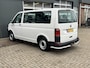Volkswagen Transporter Kombi 2.0 TDI L1H1 BTW EN BPM VRIJ!! Euro 6 Airco Cruise controle 8-Persoons Automaat Parkeersensoren voor en achter Telefoonverbinding Ex overheid! 1e eigenaar