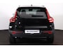 Volvo EX40 Performance Ultra Black Edition 82 kWh - Panorama/schuifdak - IntelliSafe Assist & Surround - 360º Camera - Harman/Kardon audio - Verwarmde voorstoelen, stuur & achterbank - Parkeersensoren voor & achter - Elektr. bedienb. voorstoelen met geheugen links - Draadloze tel. lader - Warmtepomp - Extra getint glas - Elektr. inklapbare trekhaak - 20' LMV