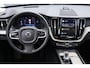 Volvo XC60 Plug-in hybrid T8 AWD Inscription | Long Range | Bowers & Wilkins audio | Trekhaak | Head-up display | Elektrische stoelverstelling | Stoel- en stuurverwarming | Adaptive cruise control | Navigatie | Apple Carplay / Android Auto | Lederen bekleding |