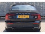 Volvo S60 2.0 Recharge T6 AWD R-Design | Plug-In Hybrid (PHEV) | Achteruitrijcamera | Panoramadak | Lichtmetalen Velgen 19 inch | BLIS | Parkeersensoren | Navigatie | Apple Carplay