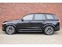 Volvo XC90 T8 455PK Plug-in hybrid AWD Ultra Dark | Luchtvering | Trekhaak | Massage |
