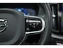 Volvo XC60 2.0 Recharge T8 AWD R-Design |Bomvoll|Pano|360 Camera|Luchtvering|Trekhaak|H&K|HUD|