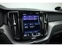 Volvo XC60 2.0 Recharge T8 AWD R-Design |Bomvoll|Pano|360 Camera|Luchtvering|Trekhaak|H&K|HUD|