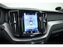 Volvo XC60 2.0 Recharge T8 AWD R-Design |Bomvoll|Pano|360 Camera|Luchtvering|Trekhaak|H&K|HUD|