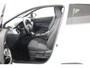 Toyota C-HR 1.8 Hybrid First Edition | Apple Carplay/Android Auto | Parkeer sensoren | Navigatie | Stoelverwarming |