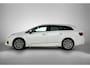 Toyota Avensis Touring Sports 1.8 VVT-i Executive Business Premium Automaat | Trekhaak | Parkeersensoren | JJ