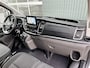 Ford Transit Custom 300 2.0 TDCI L2H1 Limited Airco Cruise control Trekhaak 2800kg trekgewicht 3-Persoons Stoelverwarming Telefoonverbinding Achterruitrij camera Parkeersensoren voor en achter Schuifdeur Euro 6