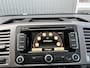 Volkswagen Transporter 2.0 TDI L2H1 140pk Airco Cruise control Trekhaak 2500kg trekgewicht Telefoonvoorbereiding Achterruitrij camera 2-Persoons Parkeerhulp achter Euro 5 Bestel