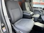 Volkswagen Transporter 2.0 TDI L2H1 140pk Airco Cruise control Trekhaak 2500kg trekgewicht Telefoonvoorbereiding Achterruitrij camera 2-Persoons Parkeerhulp achter Euro 5 Bestel