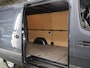 Mercedes-Benz Sprinter 317 CDI | Aut. | L2 H1 | SELECT | ACHTERUITRIJCAMERA | NAVIGATIE | CRUISE CONTROL | TREKHAAK | BETIMMERDE LAADRUIMTE | 3-ZITS | LICHT -/ REGEN SENSOR | CERTIFIED