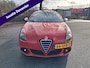 Alfa Romeo Giulietta 1.4 T Distinctive NETTE AUTO RIJDT EN SCHAKELT GOED