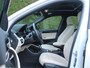 BMW X1 sDrive20i Orange Edition II | 1e eigenaar | Panoramadak | Trekhaak | HUD