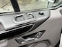 Ford Transit Custom 320 2.0 TDCI L2H1 Limited Airco Cruise control 3-Persoons Stoelverwarming Telefoonverbinding Navigatiesysteem Parkeersensoren voor en achter Schuifdeur Euro 6