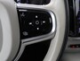 Volvo V60 2.0 T6 Recharge AWD Inscription | Leder | Stoel & stuurverwarming | Adaptive cruise | Camera | Carplay | Stuurverwarming | Keyless | Navigatie | Memory | PHEV | Plug In