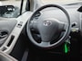 Toyota Yaris 1.3 VVTi Comfort|2e eig|NAP|Airco|Stoelvw|Leder