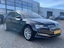Skoda Superb Combi 1.4 TSI iV 218 pk Business Edition Plus Navigatie Trekhaak Camera Carplay Elek Stoel Stoelverwarming v+a ACC DAB 18 Inch Velgen Canton Audio Getint Glas Plug in Hybride NL Auto