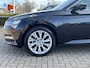 Skoda Superb Combi 1.4 TSI iV 218 pk Business Edition Plus Navigatie Trekhaak Camera Carplay Elek Stoel Stoelverwarming v+a ACC DAB 18 Inch Velgen Canton Audio Getint Glas Plug in Hybride NL Auto