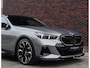 BMW 5-Serie Touring 550e xDrive | Pano - Trekhaak - Bow&Wil