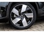 Volvo XC40 Recharge Plus 70 kWh | Adaptieve Cruise Control | Dodehoek Detectie | Stoel en Stuurverwarming | 20” | Nubuck Bekleding |