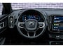 Volvo XC40 Recharge Plus 70 kWh | Adaptieve Cruise Control | Dodehoek Detectie | Stoel en Stuurverwarming | 20” | Nubuck Bekleding |
