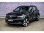 Volvo XC40 Recharge Plus 70 kWh | Adaptieve Cruise Control | Dodehoek Detectie | Stoel en Stuurverwarming | 20” | Nubuck Bekleding |