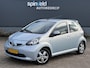 Toyota Aygo 1.0-12V + BJ`07 NAP NL Airco 5drs Elekpakket Spoiler