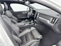 Volvo S60 T8 Recharge R-Design | 19" | Panoramadak | Harman Kardon | 360 Camera | Full LED | Leder Dashboard | Elektr .verst. Sportstoelen | Stoel/Stuurverwarming