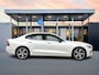 Volvo S60 T8 Recharge R-Design | 19" | Panoramadak | Harman Kardon | 360 Camera | Full LED | Leder Dashboard | Elektr .verst. Sportstoelen | Stoel/Stuurverwarming