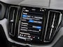 Volvo XC60 2.0 T6 Plug-in hybrid AWD Plus Dark | Trekhaak | 360 Camera | Panoramadak | Harman/Kardon | Memory